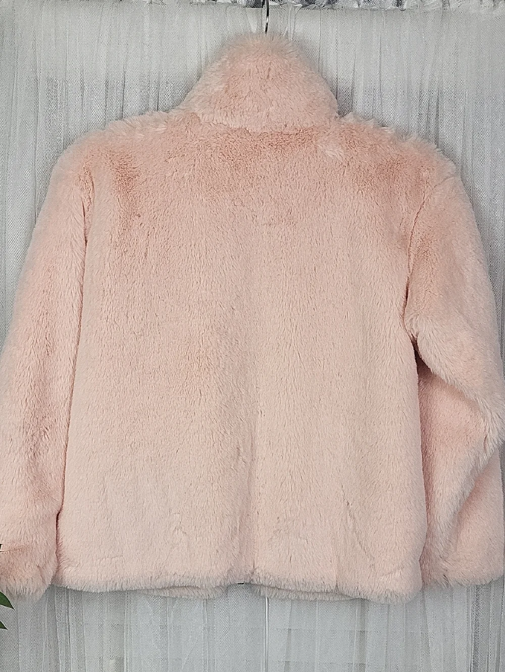 Patagonia® Worn WearGirls' Lunar Frost Jacket. Size 12 (girl)
